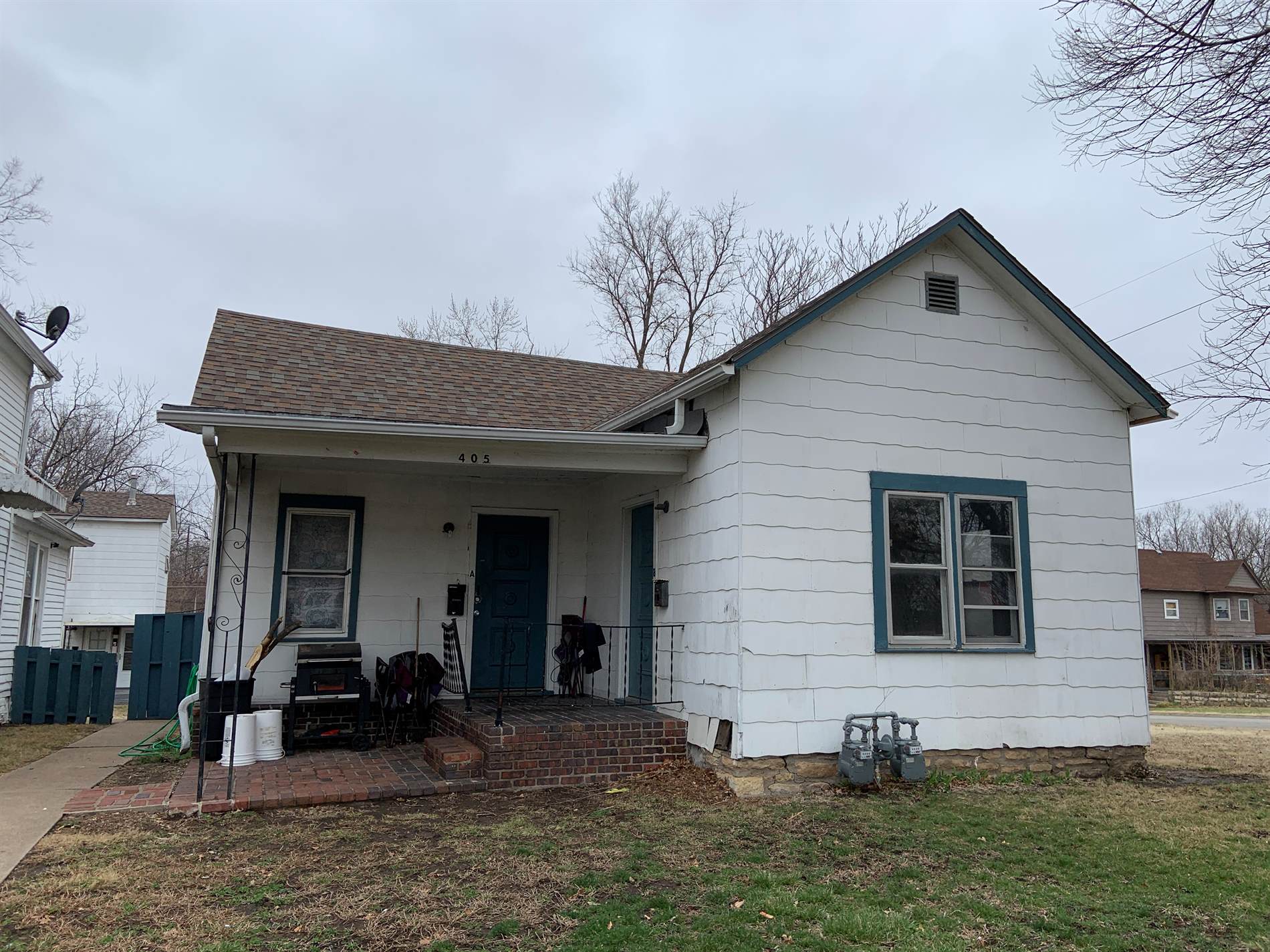 407 SW Tyler St, Topeka, KS 66603