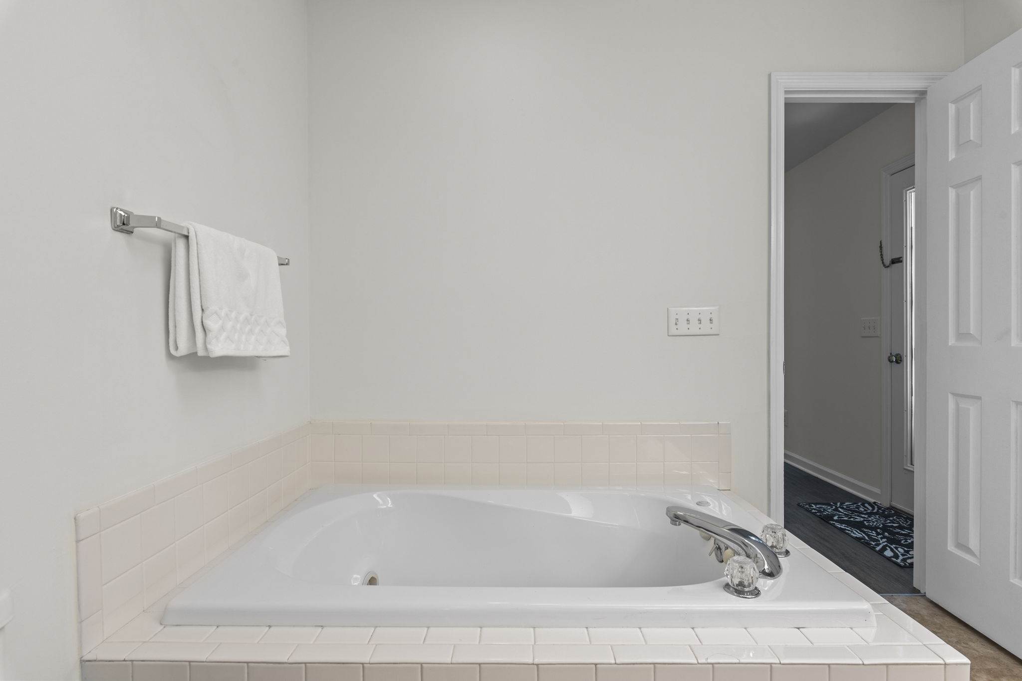 100 Sugar Pine Drive, Pinehurst, NC 28374