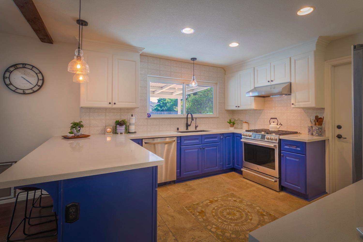 1340 Grand Avenue, Ojai, CA 93023