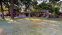 209 Redwood Dr, Texarkana, TX 75501