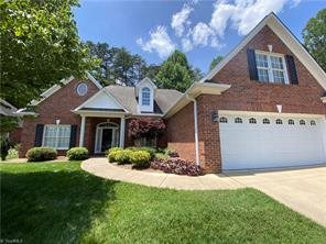 5024 Thornbury Ridge Rd, Winston-Salem, NC 27106