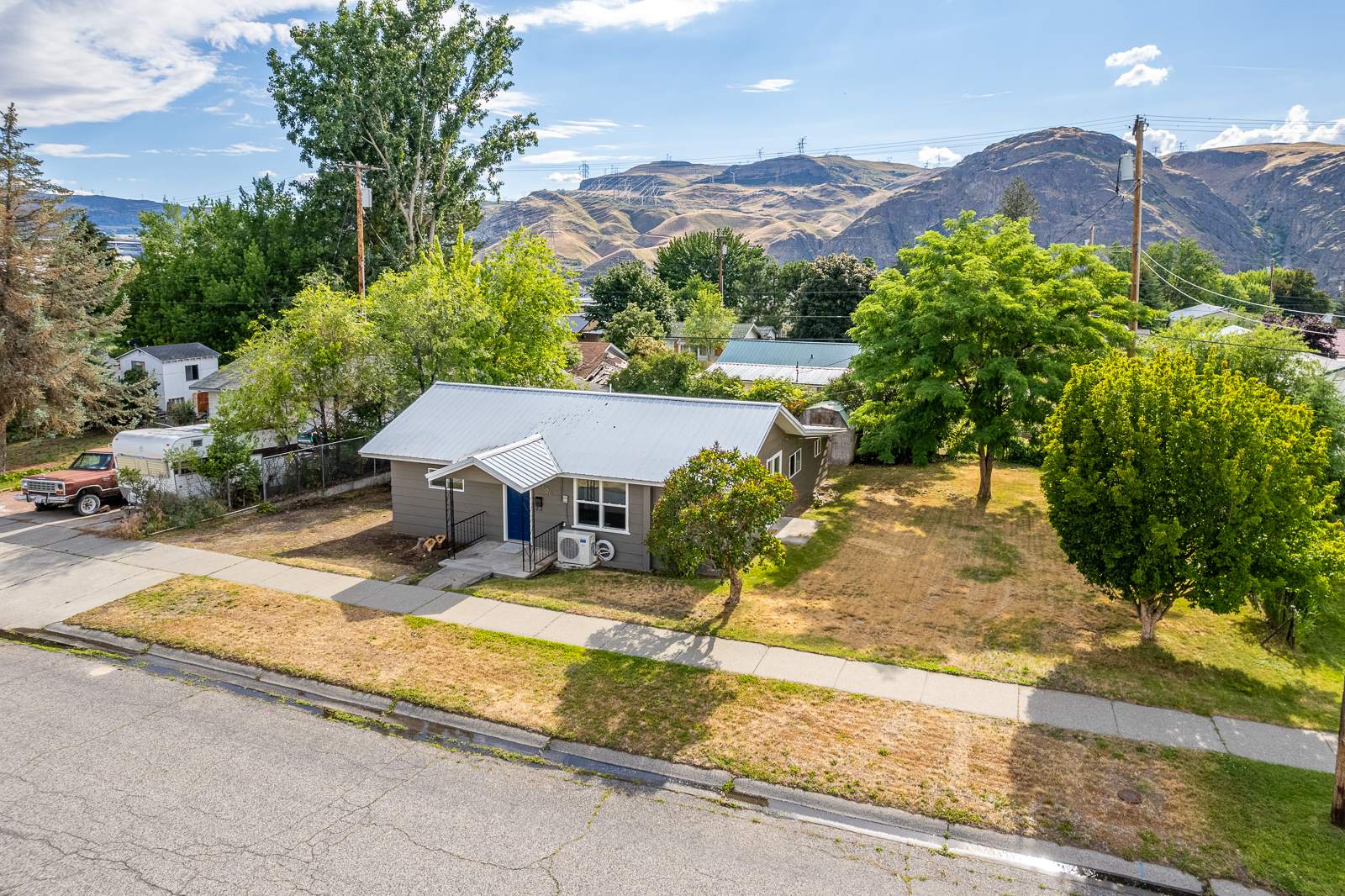 606 Spruce Street, Coulee Dam, WA 99116