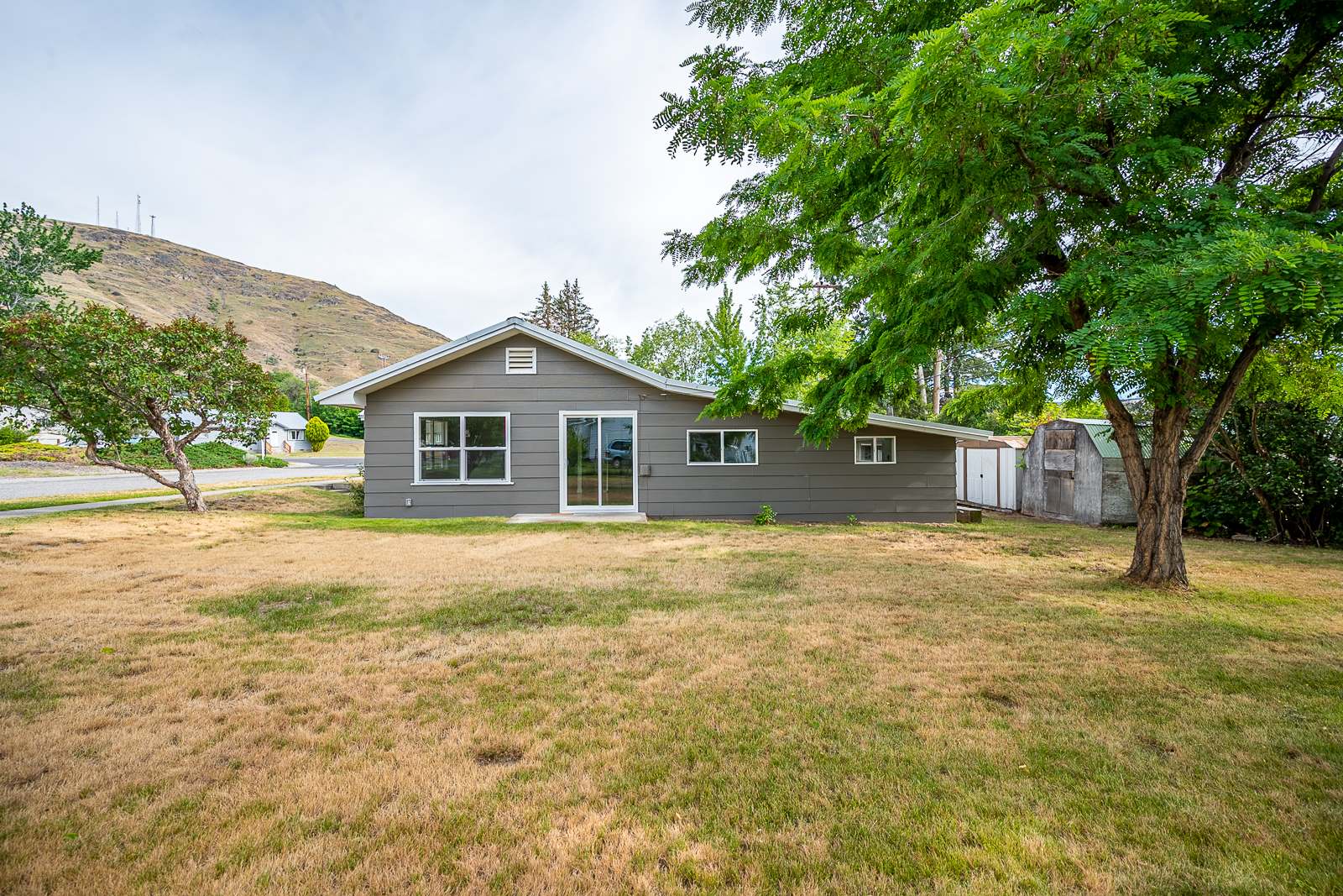 606 Spruce Street, Coulee Dam, WA 99116