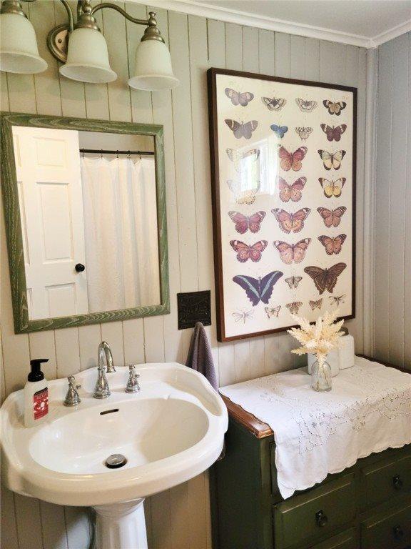 109 Baker Road, South Buffalo Township, PA 16229