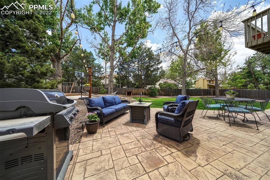 8735 Hillsport Way, Colorado Springs, CO 80920