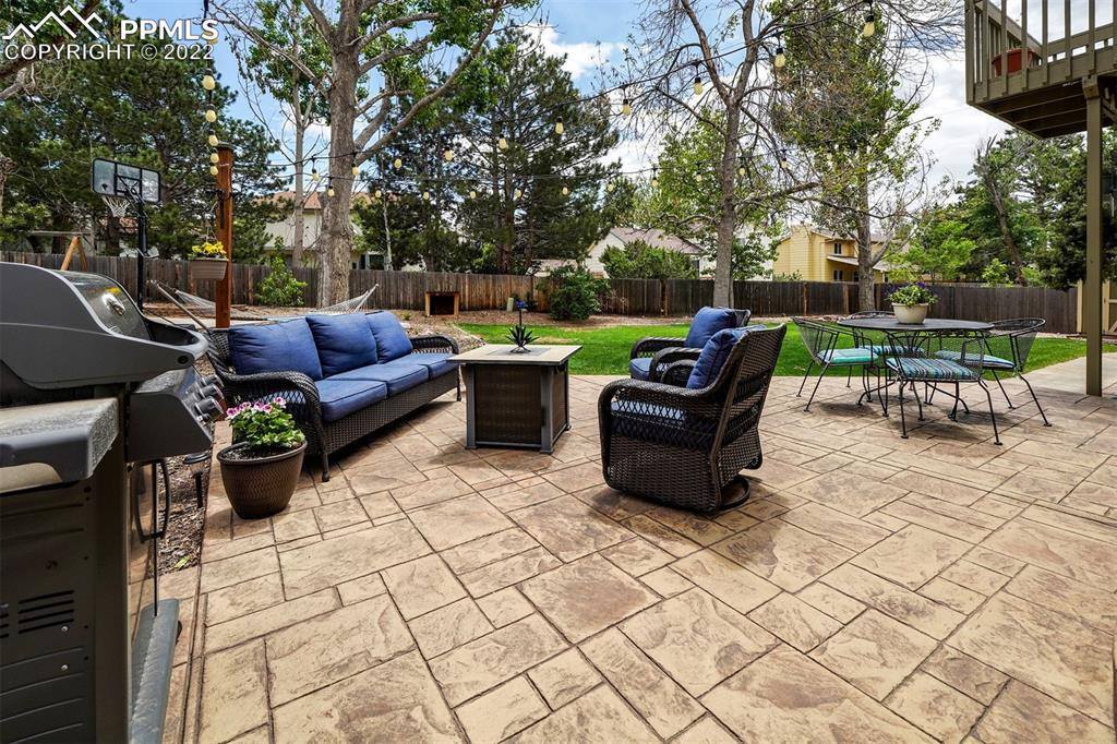 8735 Hillsport Way, Colorado Springs, CO 80920