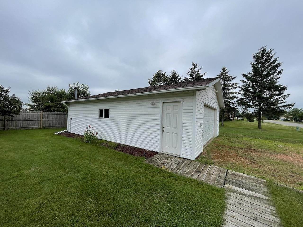 719 E Hickory Street, Spencer, WI 54479