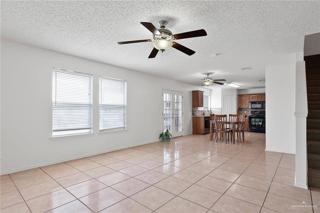 9414 North 29th Lane, McAllen, TX 78504