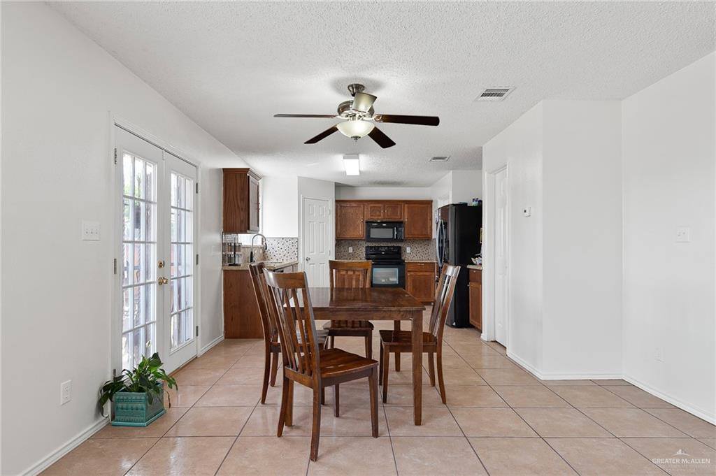 9414 North 29th Lane, McAllen, TX 78504