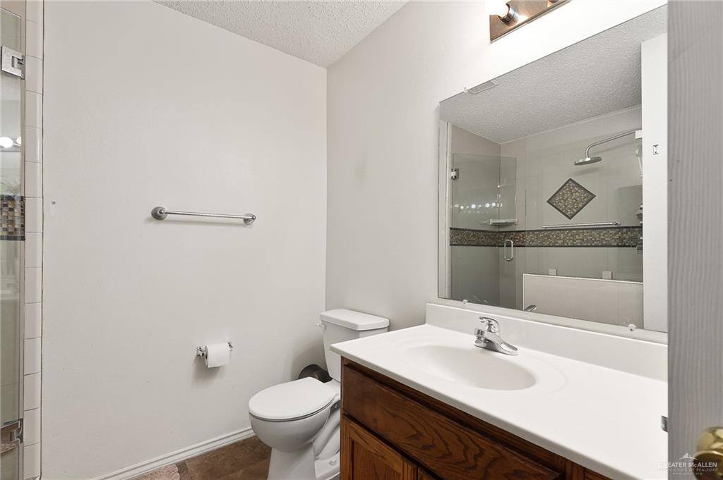 9414 North 29th Lane, McAllen, TX 78504