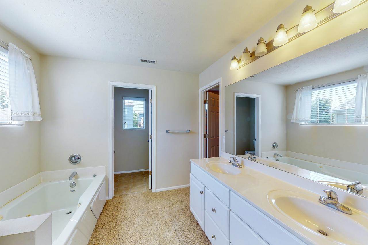 15325 Fowler Avenue, Omaha, NE 68116