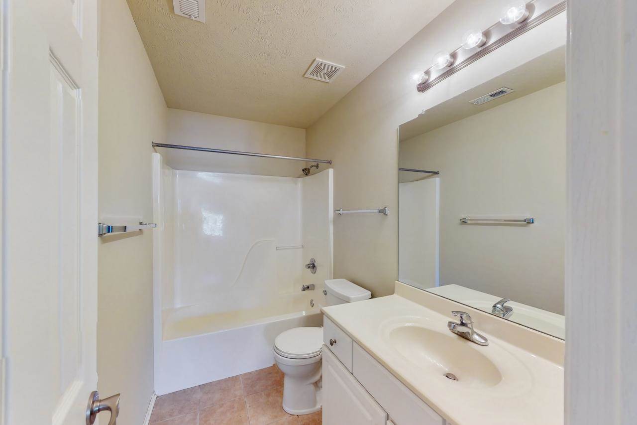 15325 Fowler Avenue, Omaha, NE 68116