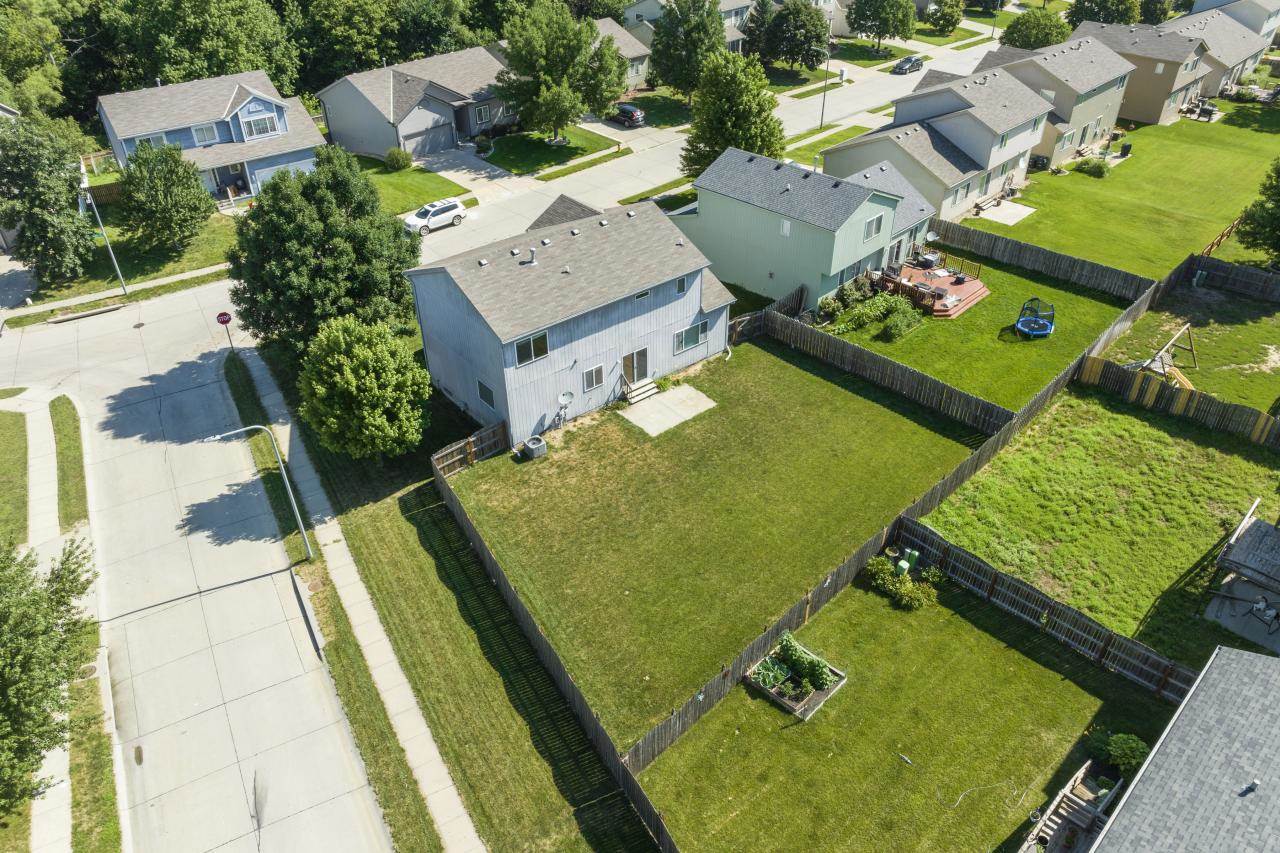 15325 Fowler Avenue, Omaha, NE 68116