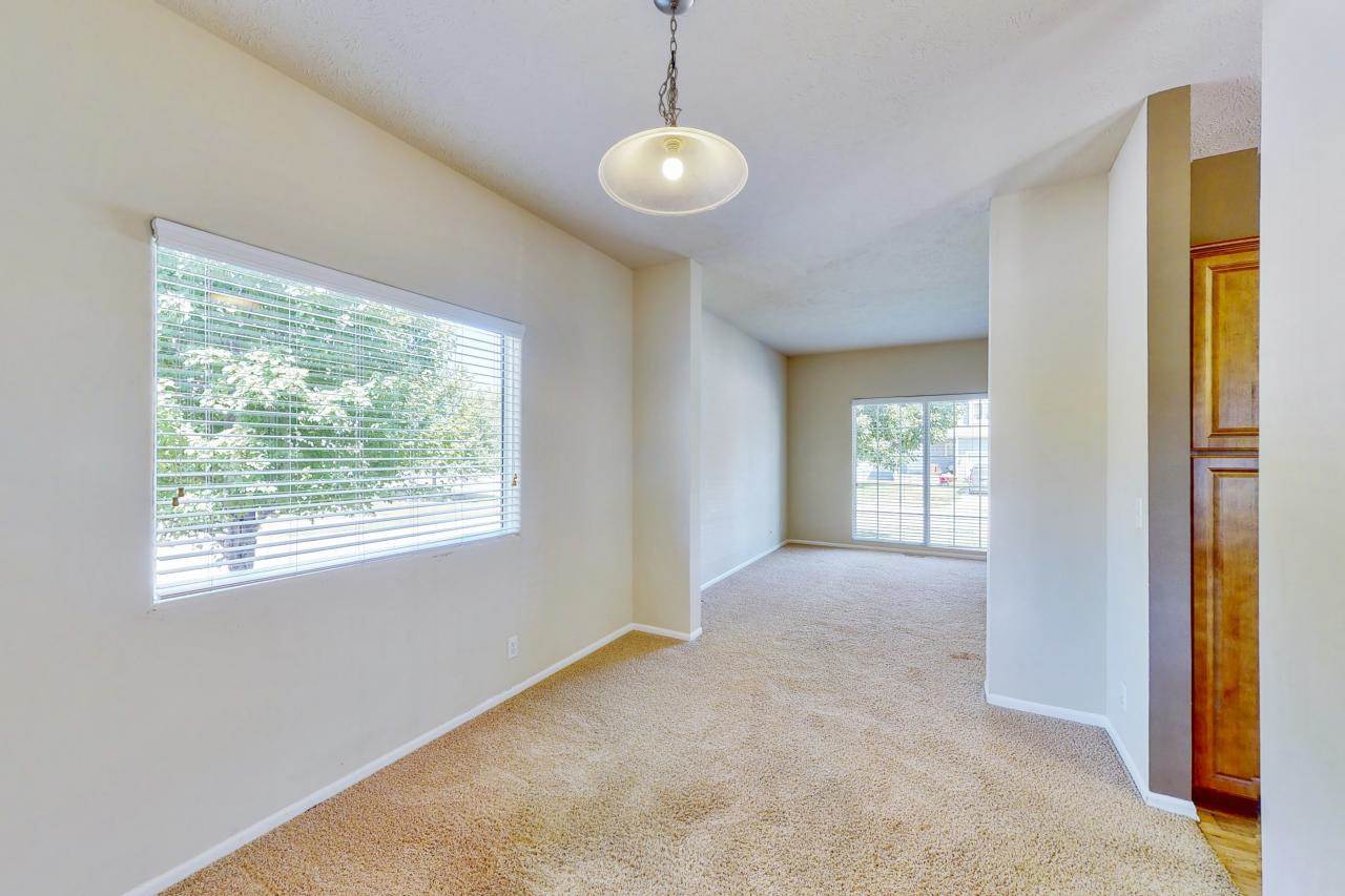 15325 Fowler Avenue, Omaha, NE 68116