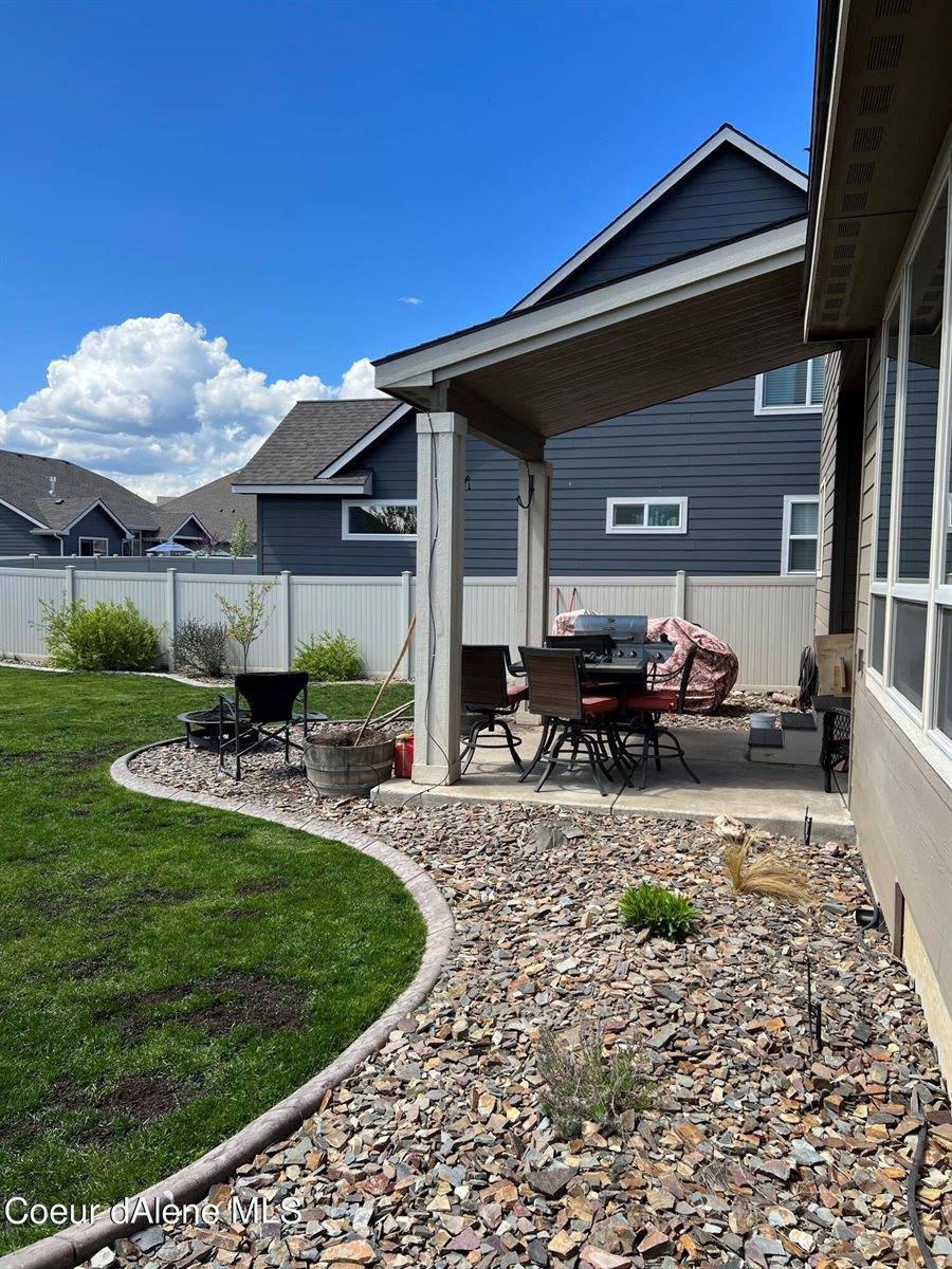 4522 East Fennec Fox Lane, Post Falls, ID 83854