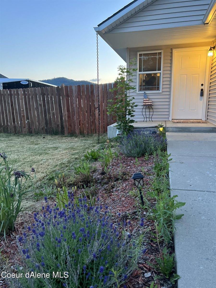 32831 North 3rd Ave, Spirit Lake, ID 83869