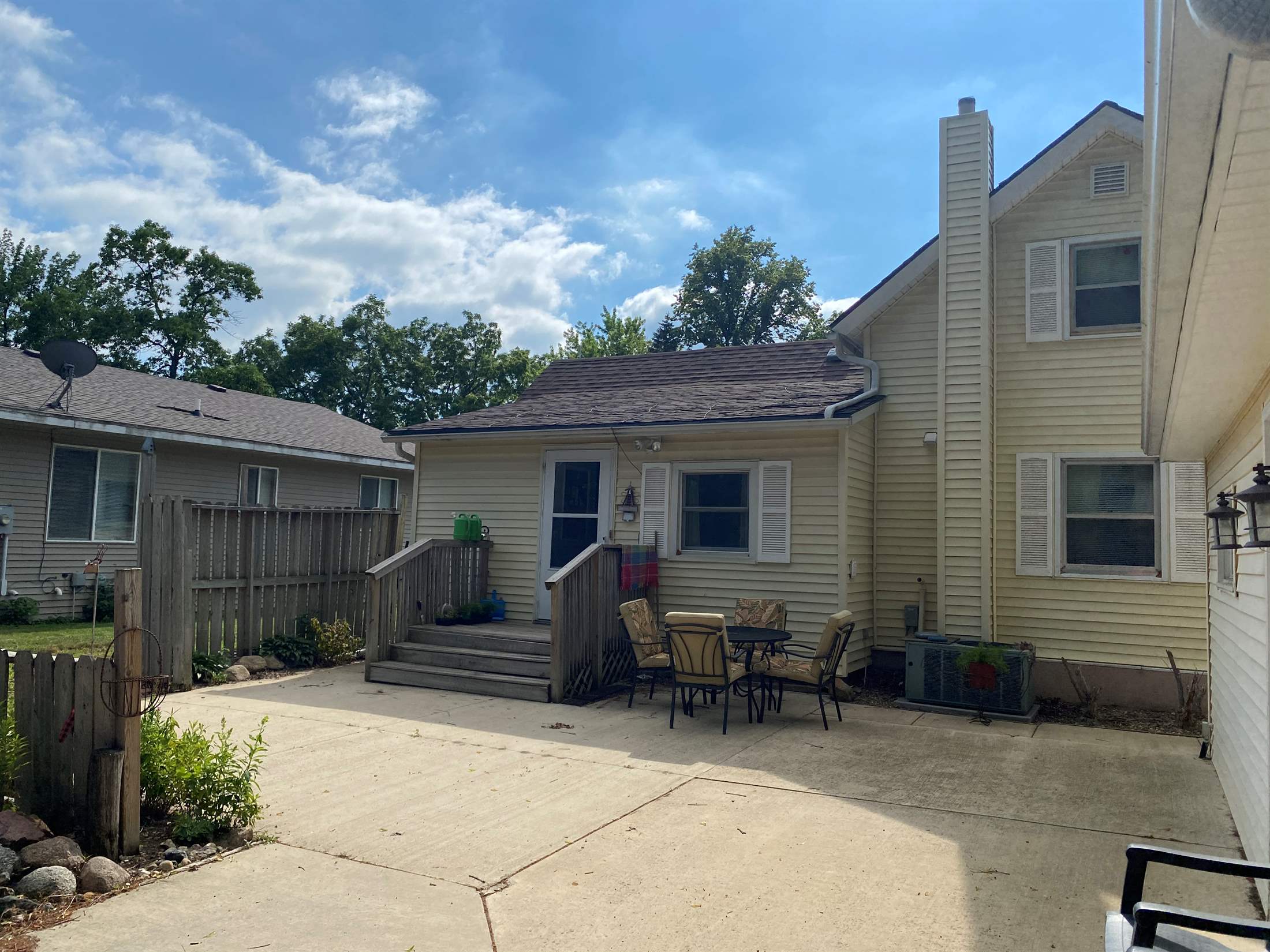 520 North 6th, Estherville, IA 51334