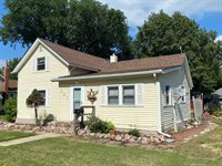 520 North 6th, Estherville, IA 51334