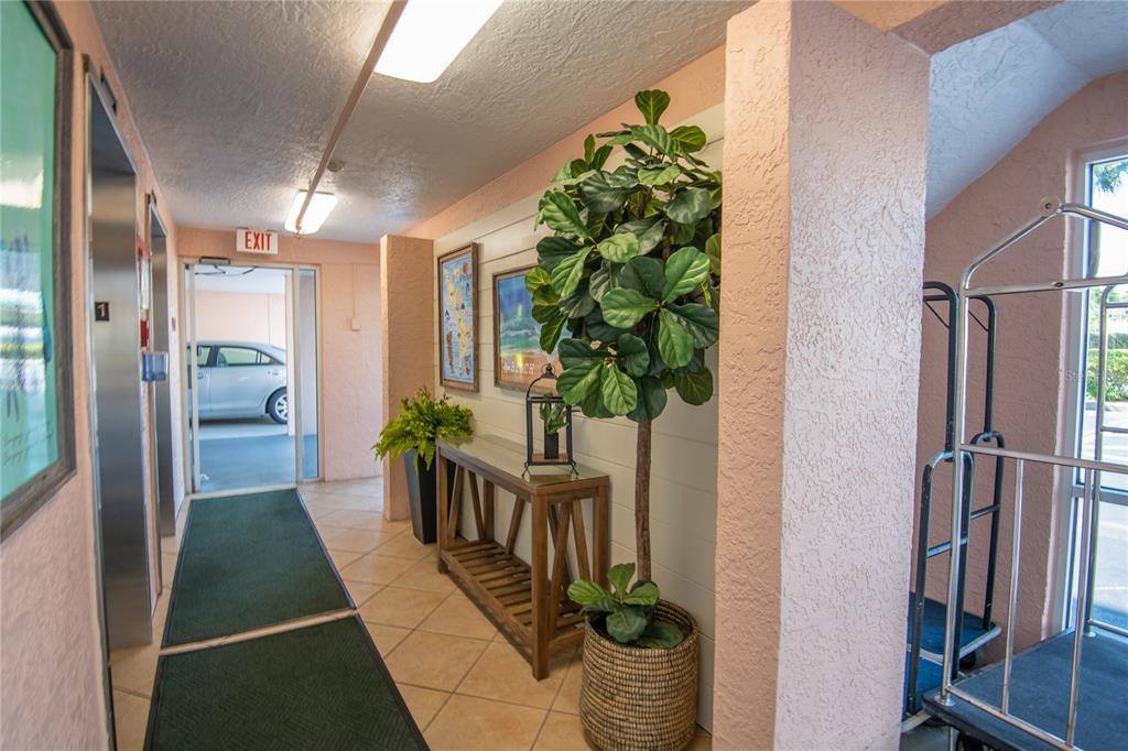 5445 Gulf Boulevard, #PH4, Saint Pete Beach, FL 33706