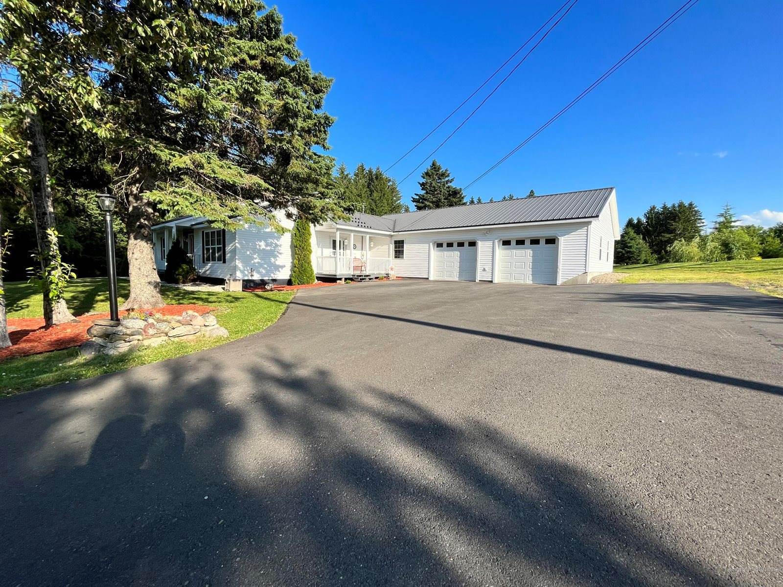 97 Sunrise Circle, Mapleton, ME 04757