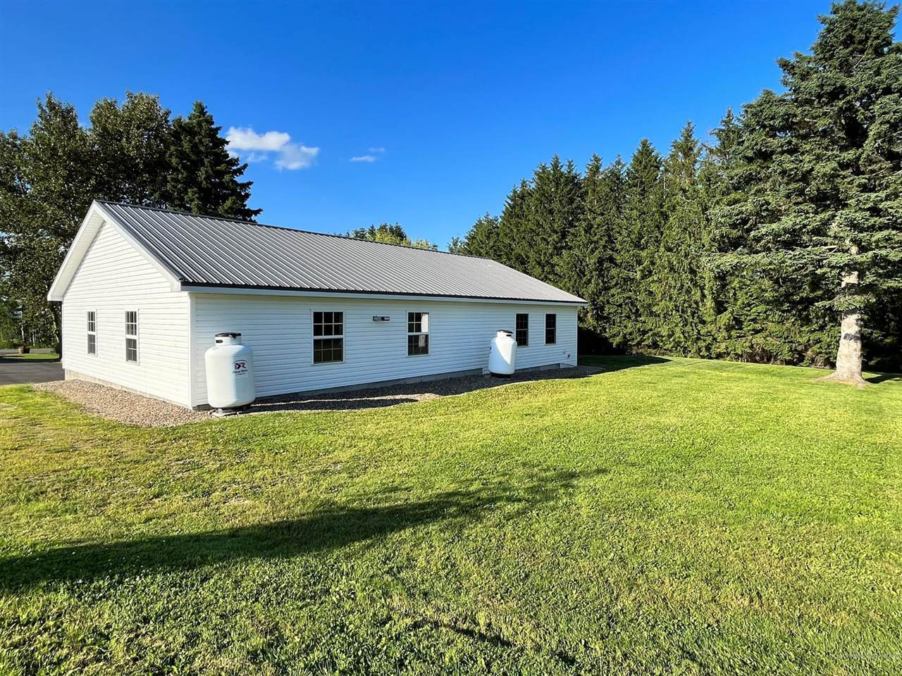 97 Sunrise Circle, Mapleton, ME 04757