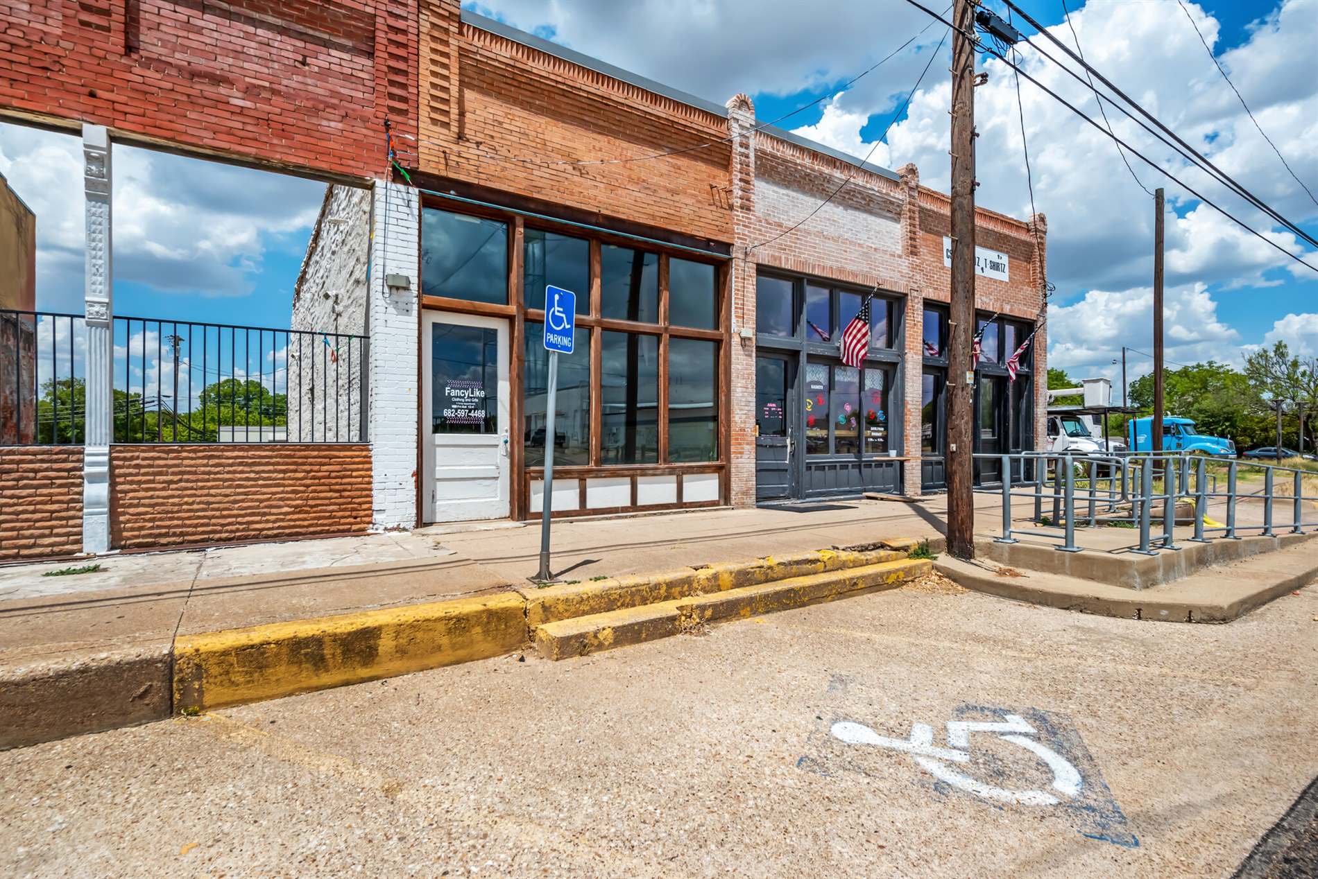 107 North Main Street, Milford, TX 76670