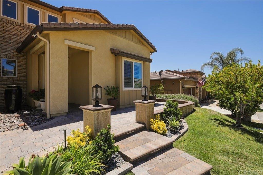 19356 Moriah Lane, Saugus, CA 91350