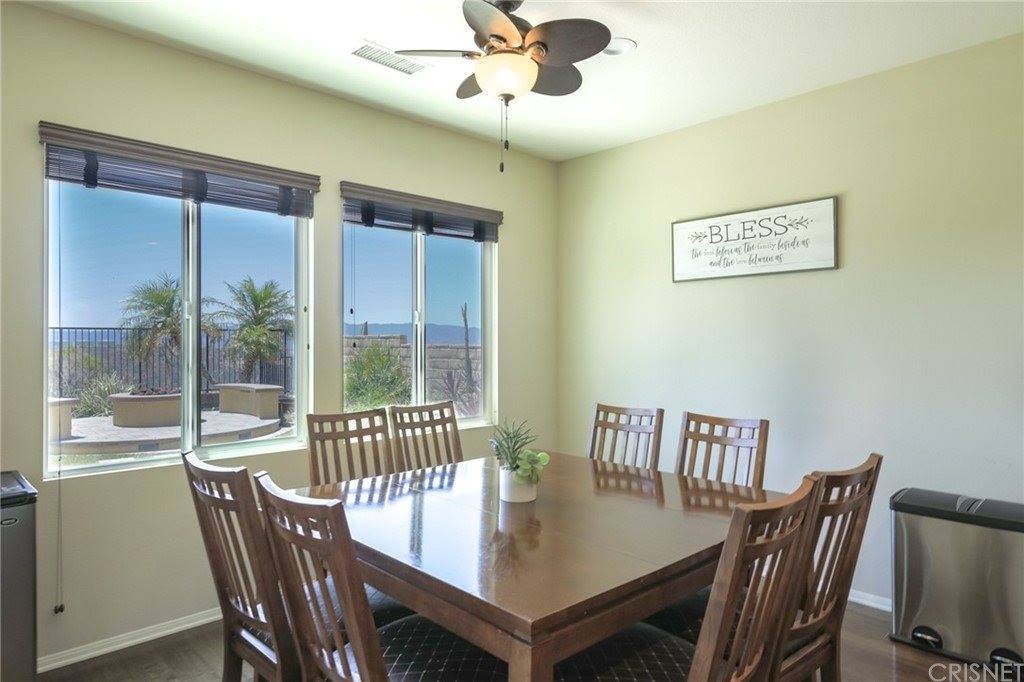 19356 Moriah Lane, Saugus, CA 91350