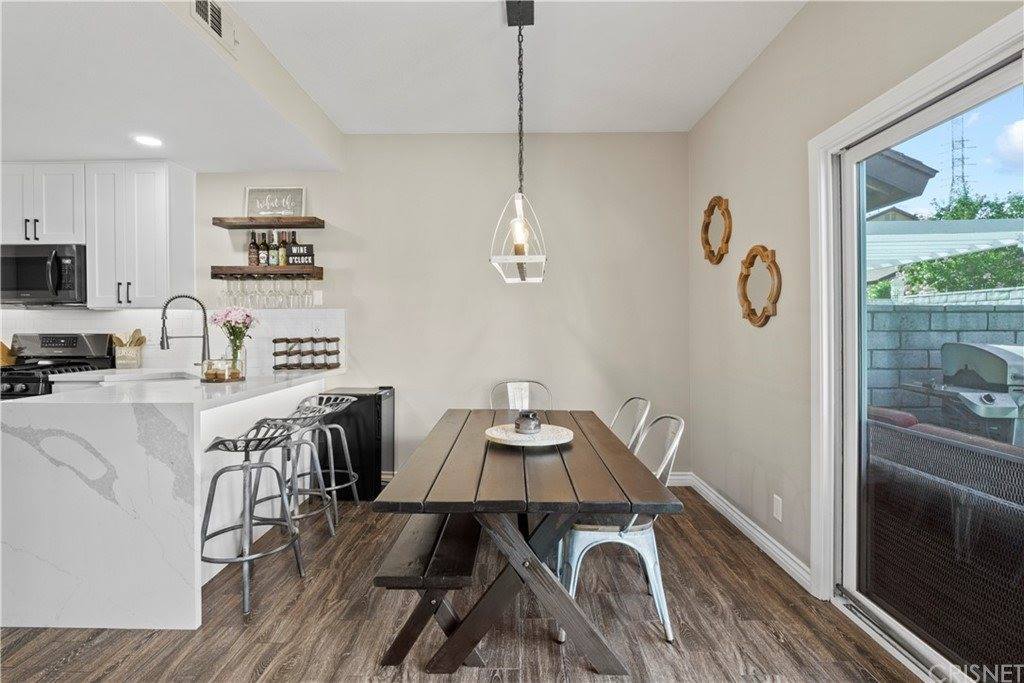 22905 Banyan Place, Saugus, CA 91390