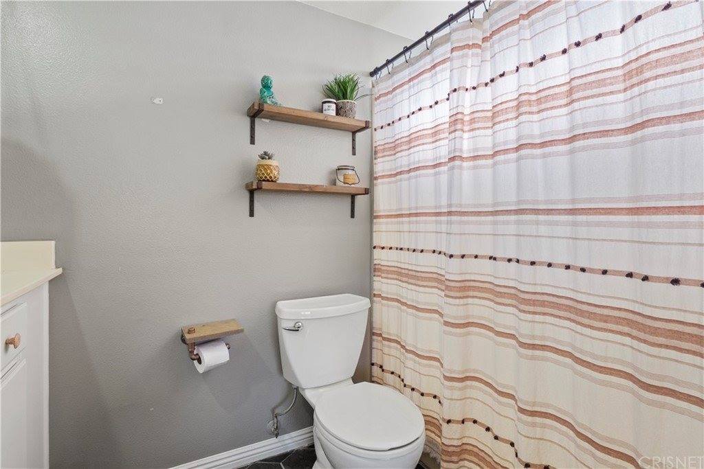 22905 Banyan Place, Saugus, CA 91390