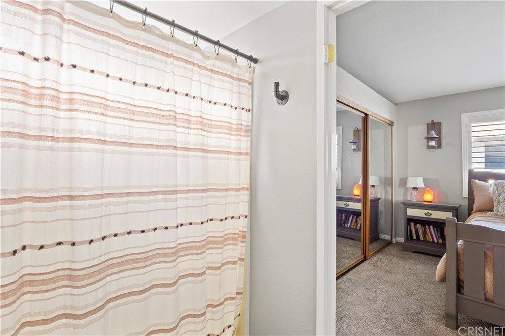 22905 Banyan Place, Saugus, CA 91390