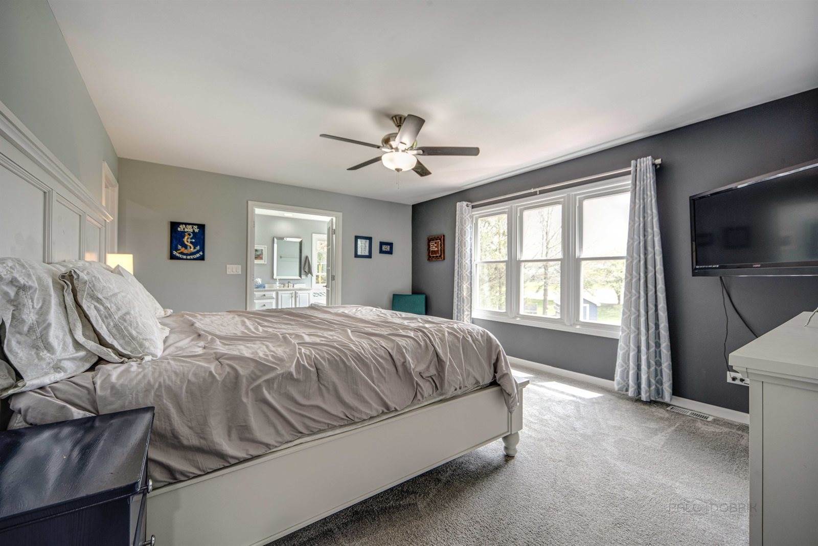 1603 Elm Street, Spring Grove, IL 60081