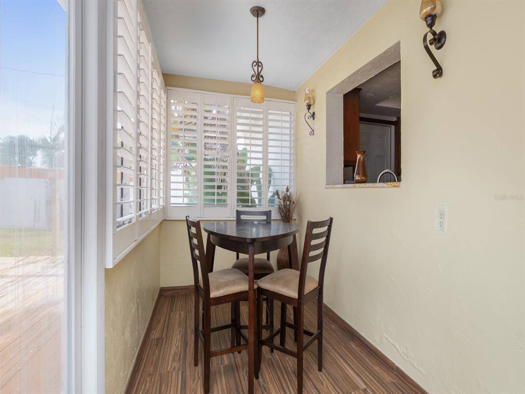 2596 65 Avenue South, Saint Petersburg, FL 33712