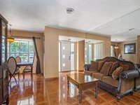 2596 65 Avenue South, Saint Petersburg, FL 33712