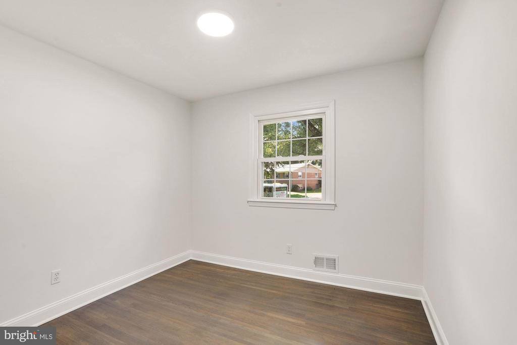 609 Kenbrook Drive, Silver Spring, MD 20902