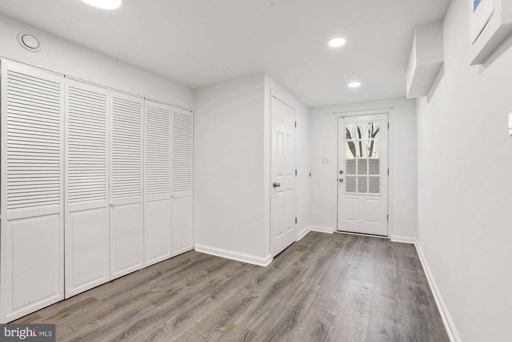 609 Kenbrook Drive, Silver Spring, MD 20902