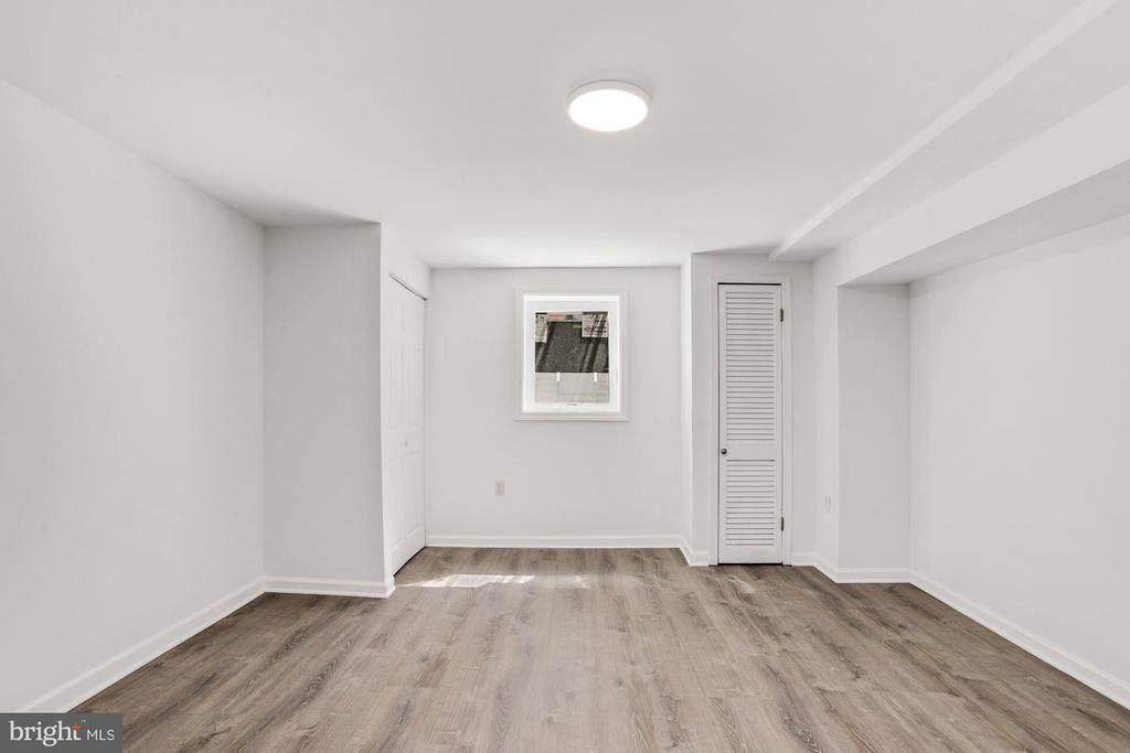 609 Kenbrook Drive, Silver Spring, MD 20902