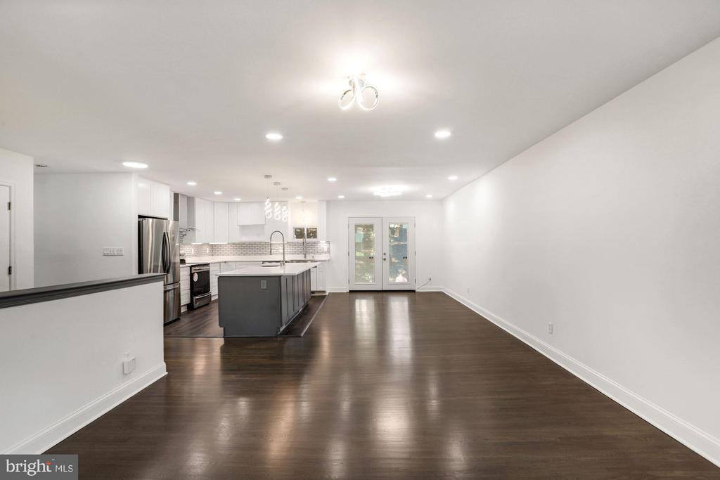 609 Kenbrook Drive, Silver Spring, MD 20902