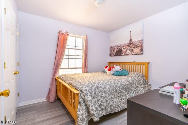 124 Smith St, Elizabeth City, NJ 07201