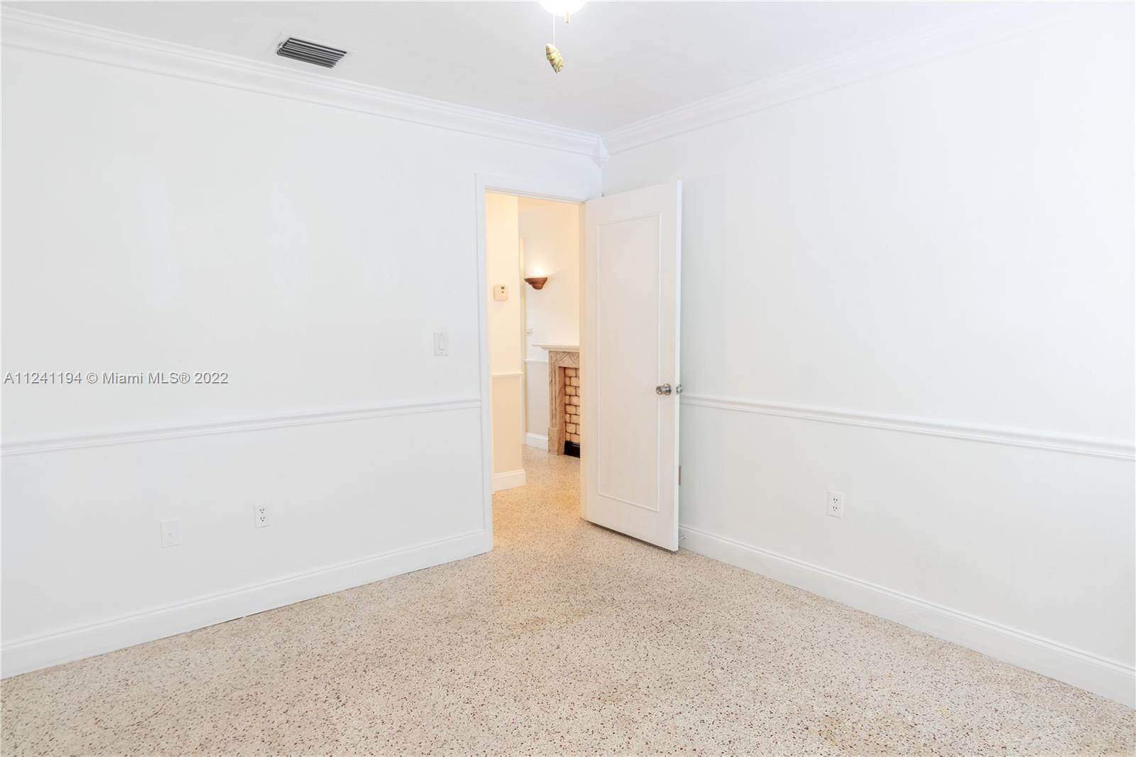 1227 SW 30th Ct, Miami, FL 33135