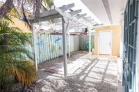 1227 SW 30th Ct, Miami, FL 33135