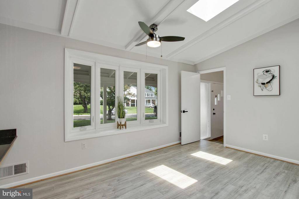 902 Holborn Street, Silver Spring, MD 20902