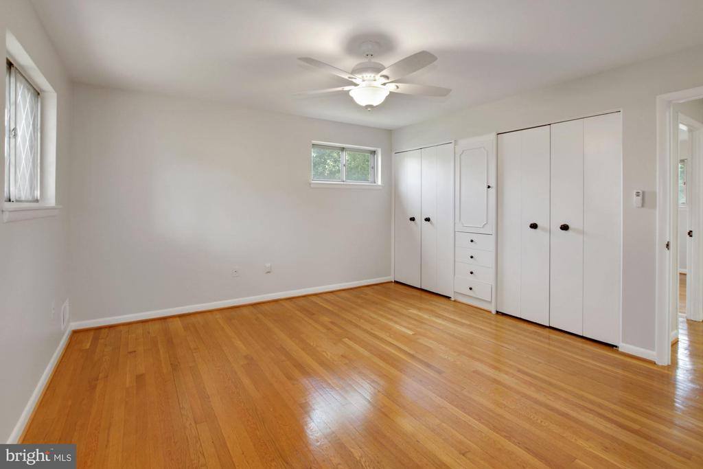 902 Holborn Street, Silver Spring, MD 20902