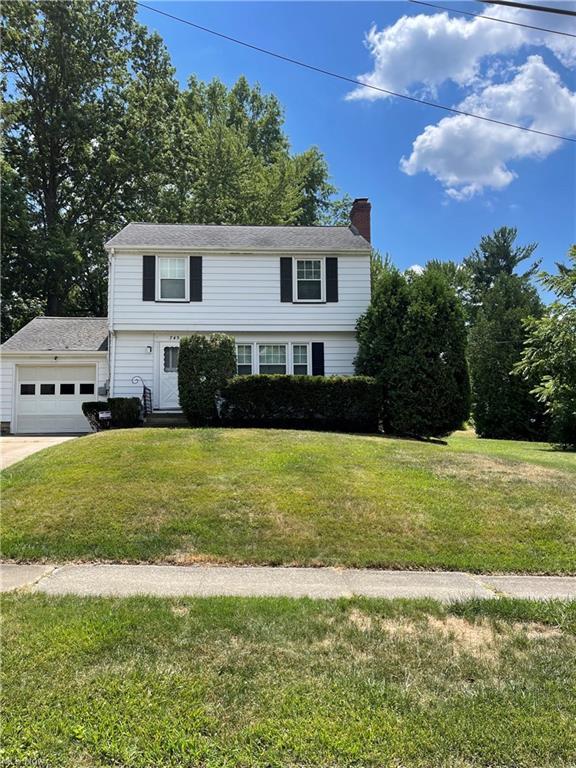 745 Pineview Ave., Youngstown, OH 44511