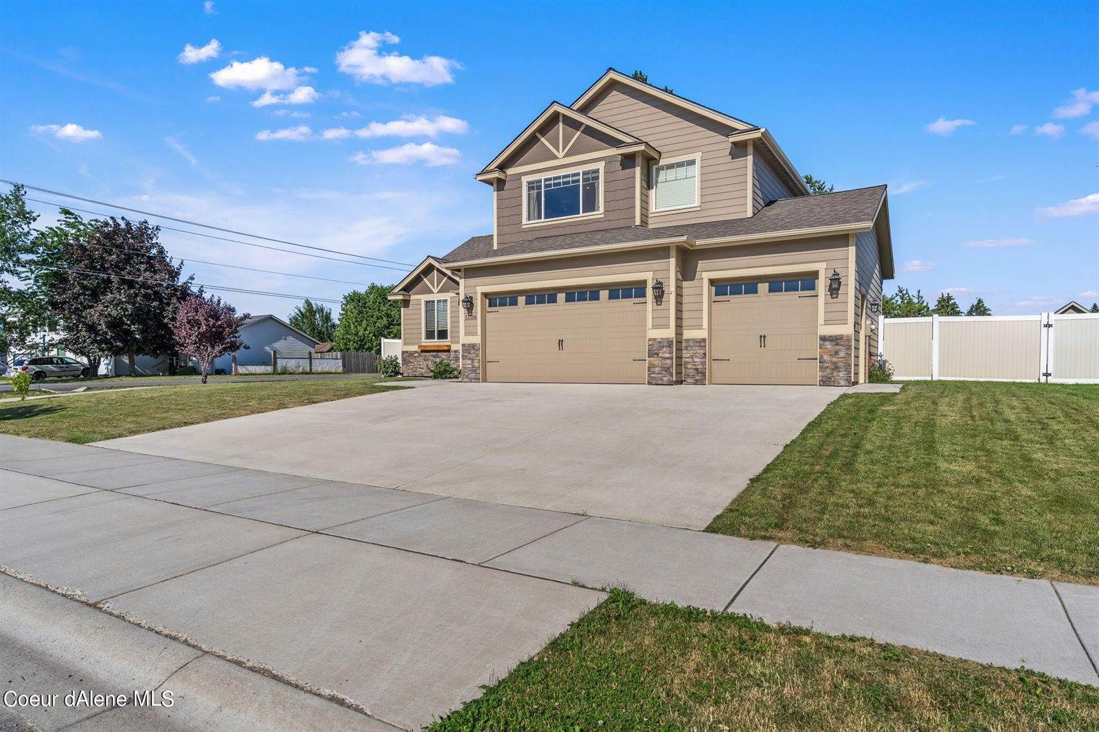 11156 North Sage Ln, Hayden, ID 83835