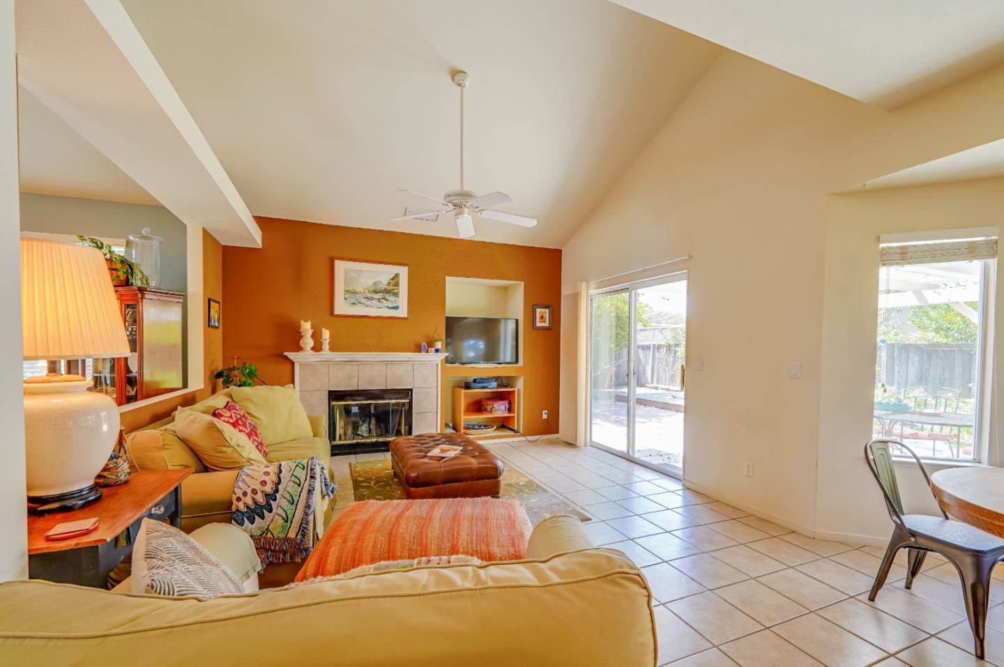 1580 Bayberry ST, Hollister, CA 95023