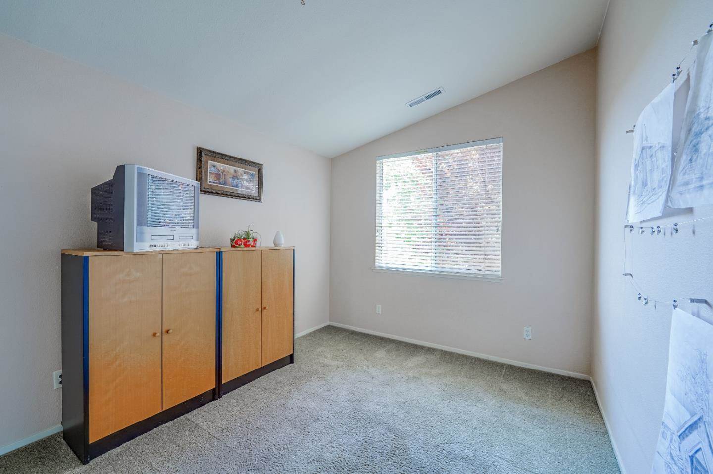 1580 Bayberry ST, Hollister, CA 95023