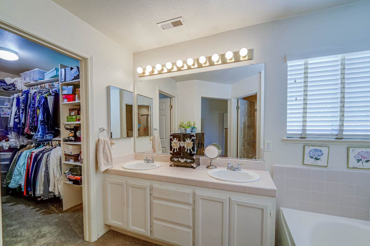 1580 Bayberry ST, Hollister, CA 95023