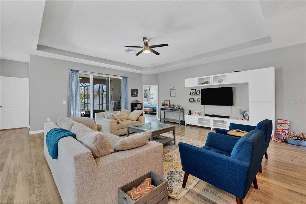 15637 Trinity Fall Way, Bradenton, FL 34212