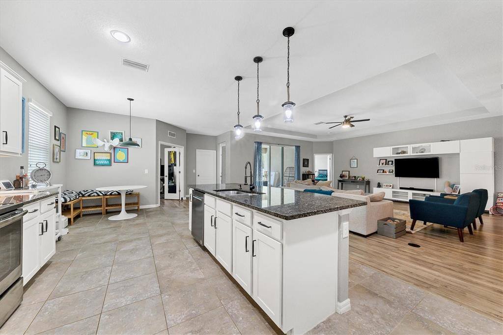 15637 Trinity Fall Way, Bradenton, FL 34212